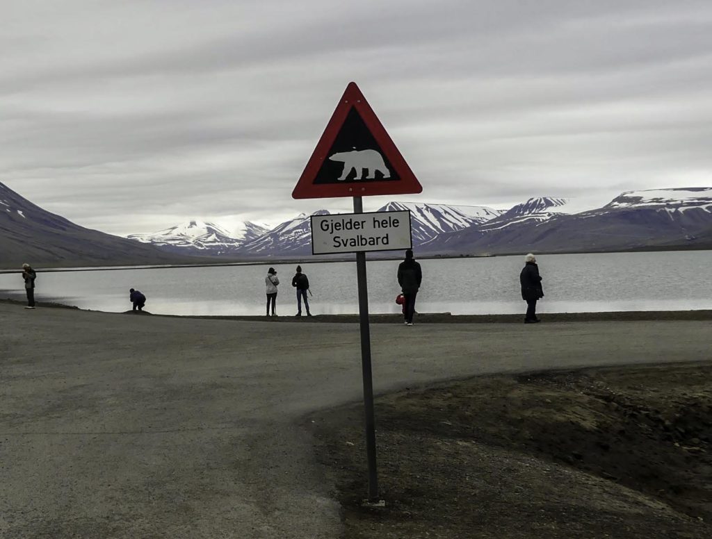 Longyearbyen panneau ours - Croisière Spitzberg