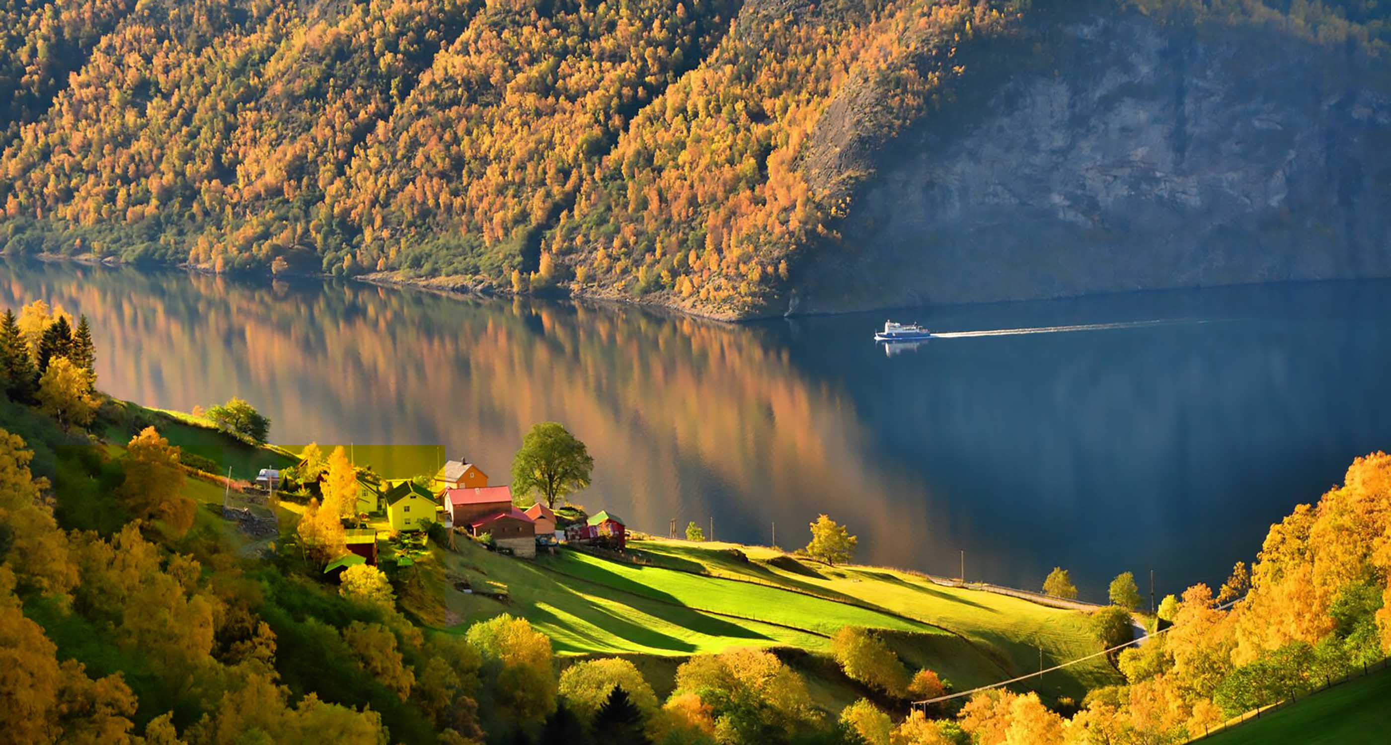 Fjord de norvege automne