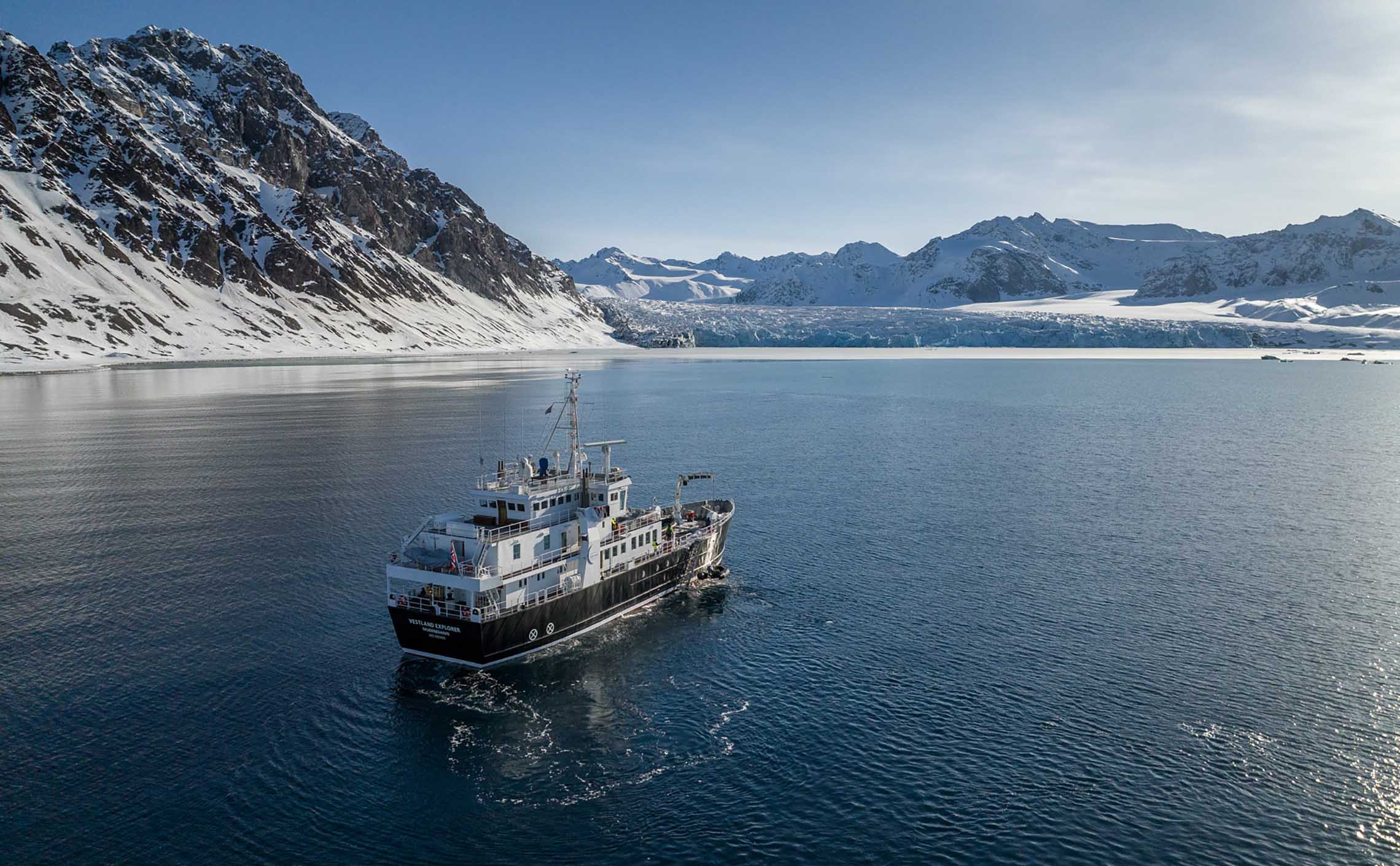 L'Explorer - Yacht d'exploration polaire