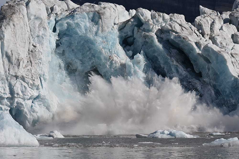 Velage Glacier Spitzberg