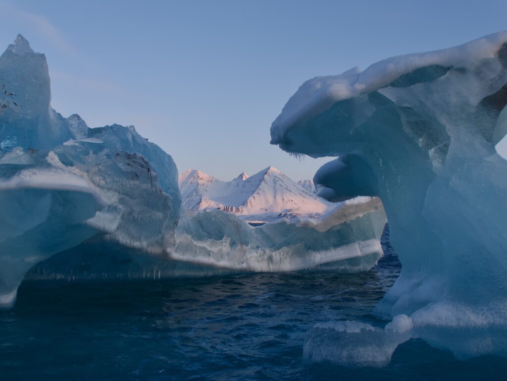 Spitzberg iceberg